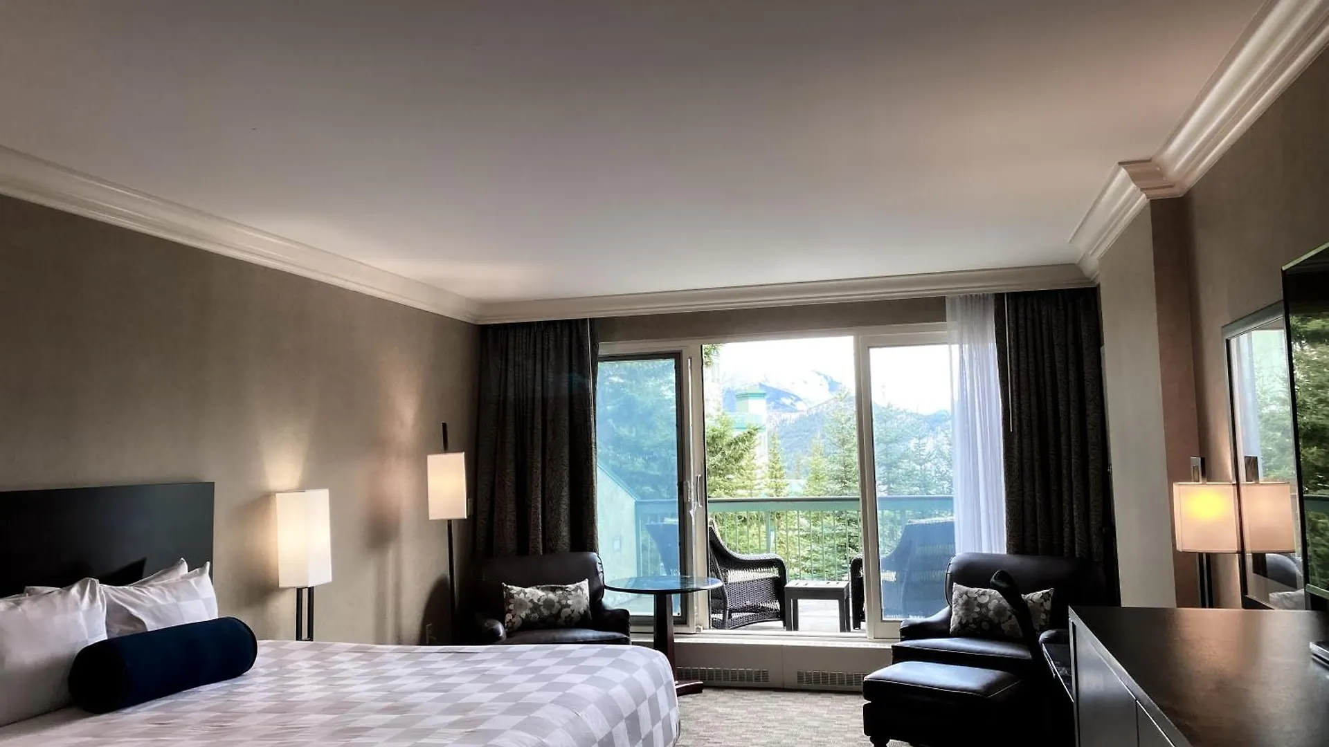 فندق ومنتجع Rimrock بانف 5*,  كندا