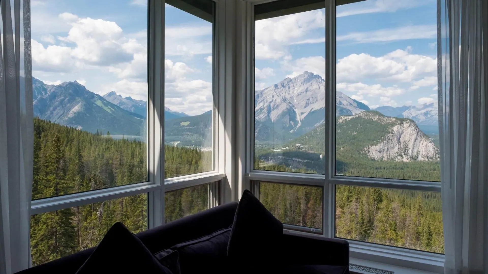 فندق ومنتجع Rimrock بانف 5*,  كندا