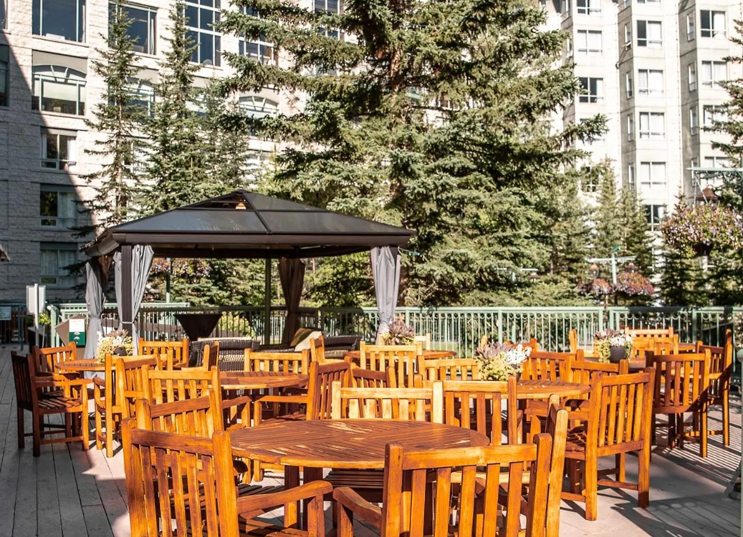 *****  فندق ومنتجع Rimrock بانف كندا