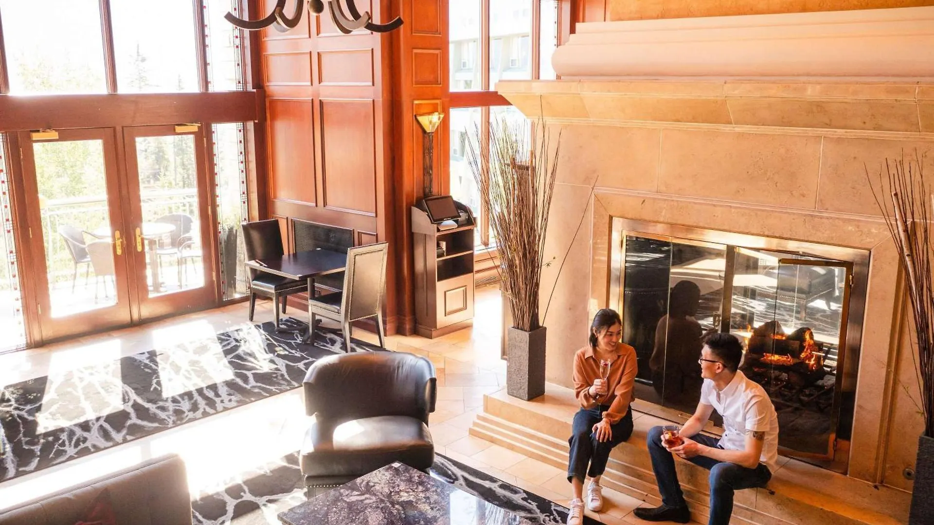 فندق ومنتجع Rimrock بانف