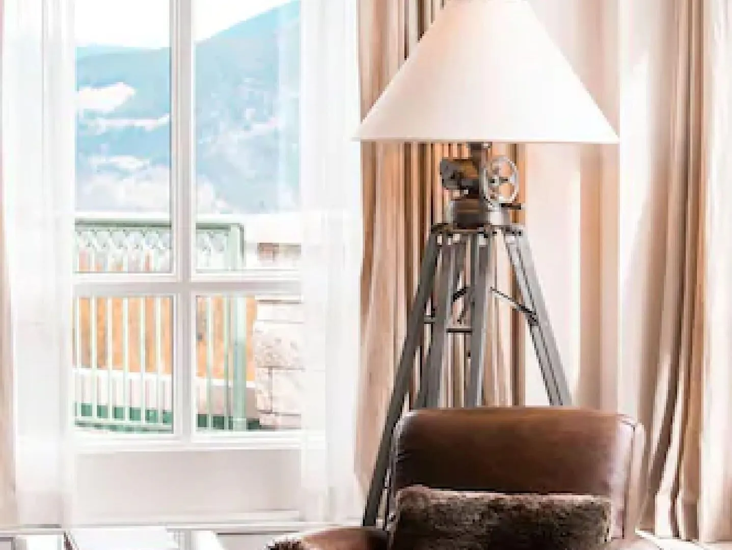 فندق ومنتجع Rimrock بانف