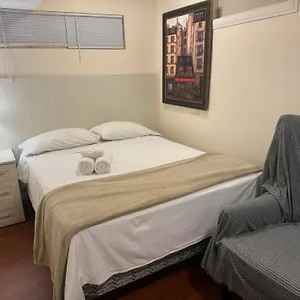 Cozy Guest Close Ubc And Downtown , Vancouver Kanada